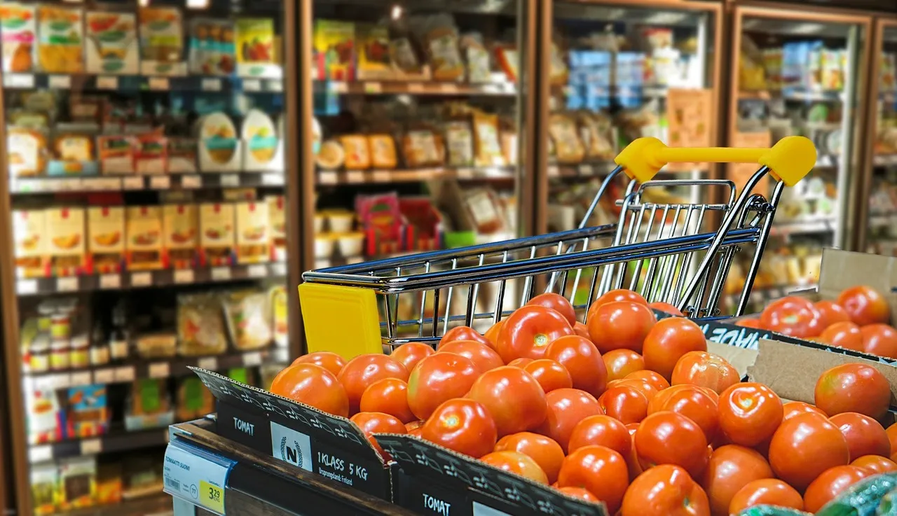 les épiceries devront désormais fermer à 22 heures