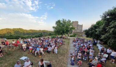 Un superbe livre pour un voyage au cœur du village de Saissac