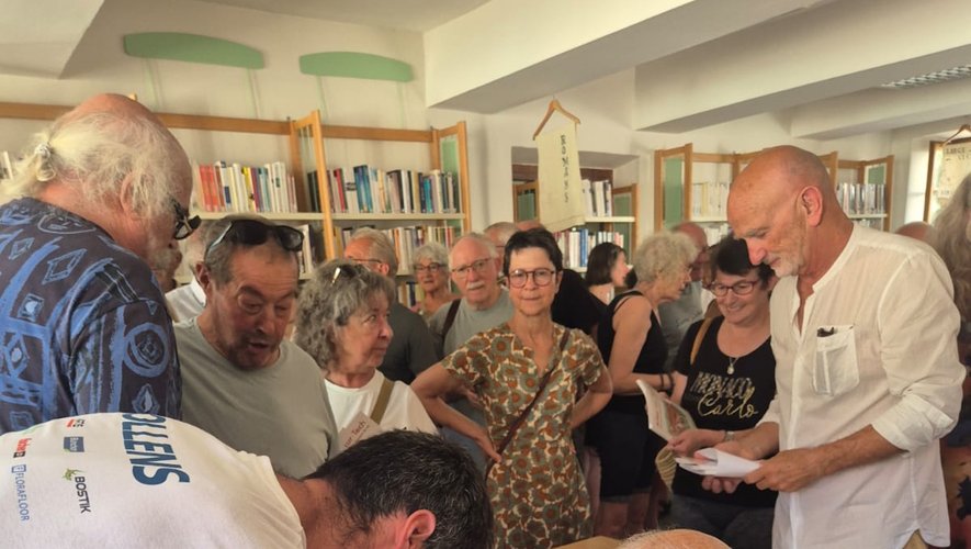 Beaucoup de monde pour la dédicace d’Henri Loreto à Arles-sur-Tech