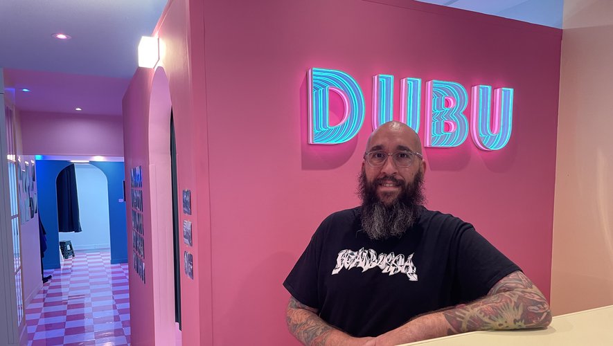 "Quand le papier tombe, c’est l’émerveillement" : le photomaton autonome "Dubu" fait sensation dans cette ville d’Occitanie