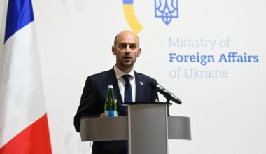 En direct, guerre en Ukraine – Le chef de la diplomatie française annonce la préparation d’un nouveau paquet de sanctions européennes contre Moscou