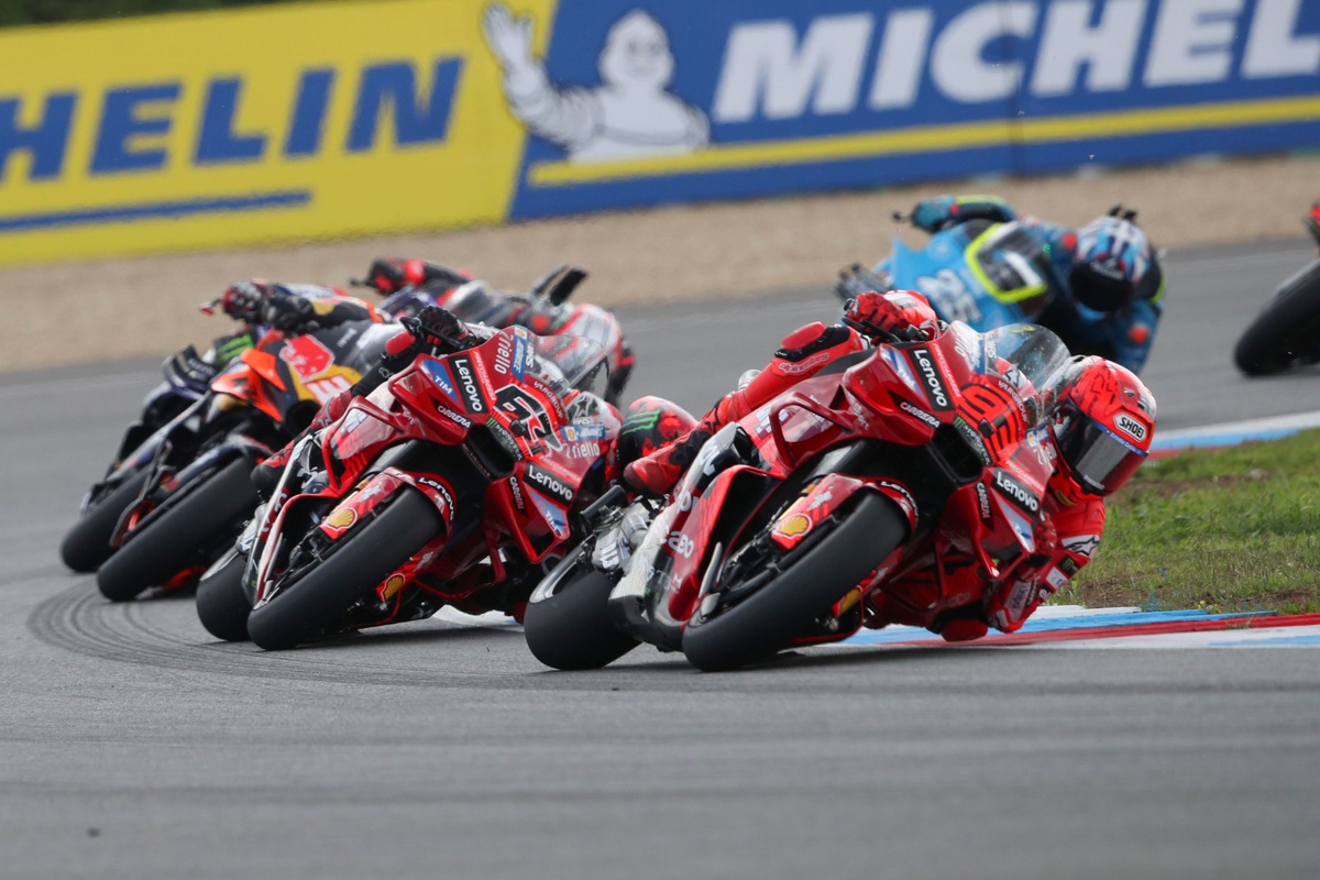 Les constructeurs s'unissent pour obtenir plus de revenus de la Dorna