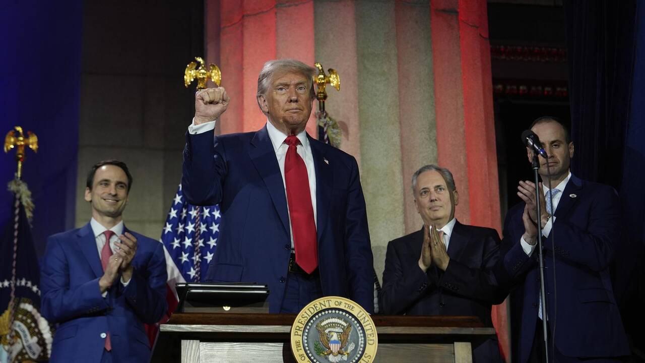 Les Etats-Unis lancent un plan massif pour l’IA, accroissant la pression sur une Europe qui tente de tenir le choc