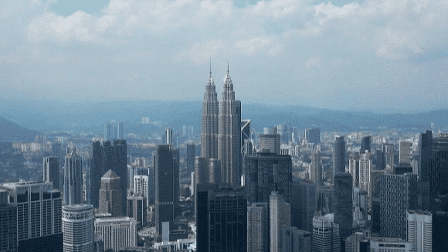 à Kuala Lumpur, le vertige des tours géantes Petronas