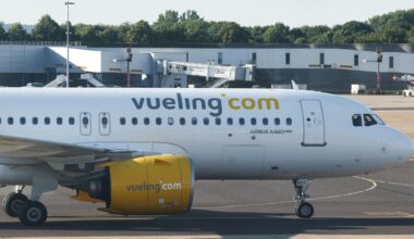 Vueling débarque des adolescents français juifs d’un avion, Paris demande des « explications »