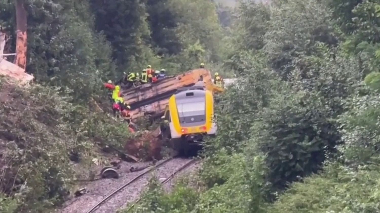 trois morts après le déraillement d'un train