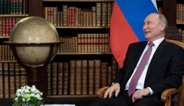 En Russie, on rit avec amertume du «Russe lambda», de la guerre et des obscénités de Vladimir Poutine