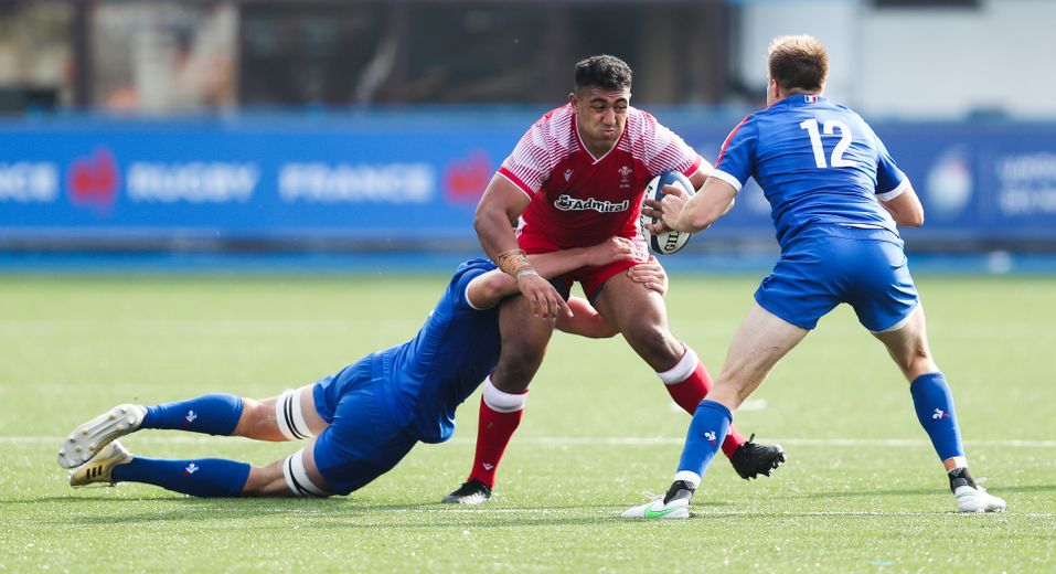 Carwyn Tuipulotu avec les U20 gallois