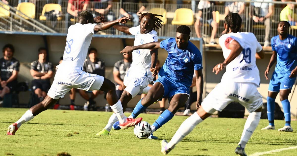 Football. Score nul mais match plaisant entre Auxerre et Grenoble à Gueugnon