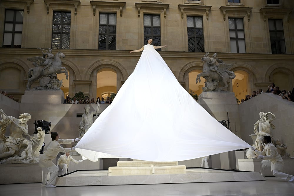 Jordan Roth couture automne-hiver 2025-2026