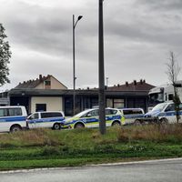 Des voitures de police à la frontière allemande à Kehl. 