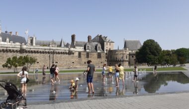 des spectacles gratuits pour "passer l'été les pieds dans l'eau" pendant les vacances