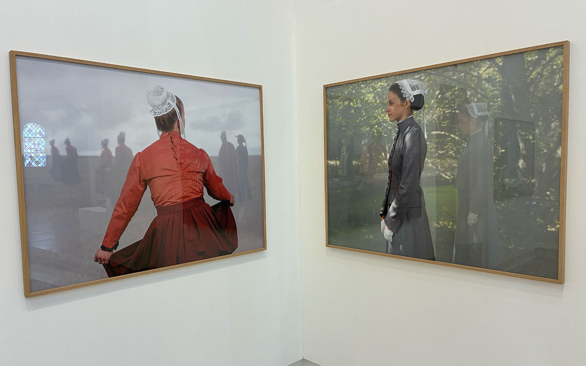Saint-Nazaire : une exposition photo de Charles Fréger qui décoiffe