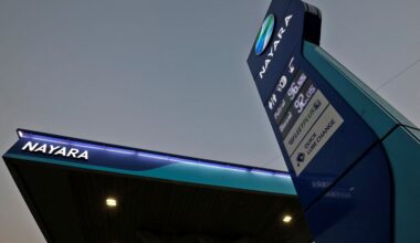 Le PDG de Nayara Energy, soutenu par la Russie, démissionne après des sanctions de l'UE