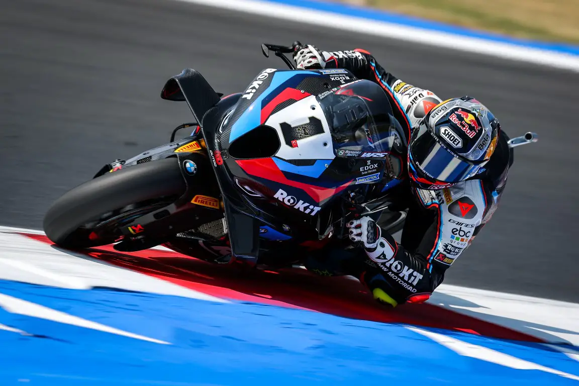 Fonsi Nieto déclare : "Avec Toprak Razgatlioglu à bord, nos rêves de MotoGP sont prêts à s'enflammer."