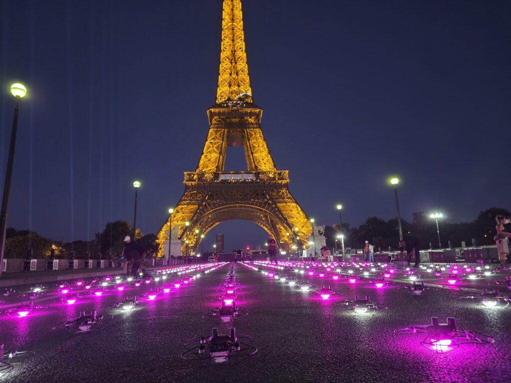 C'est la nuit que l'écart est le plus visible : le Z Fold 7 profite vraiment du 200 Mpix.