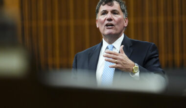 Guerre commerciale | Dominic LeBlanc « encouragé » après sa rencontre avec Howard Lutnick