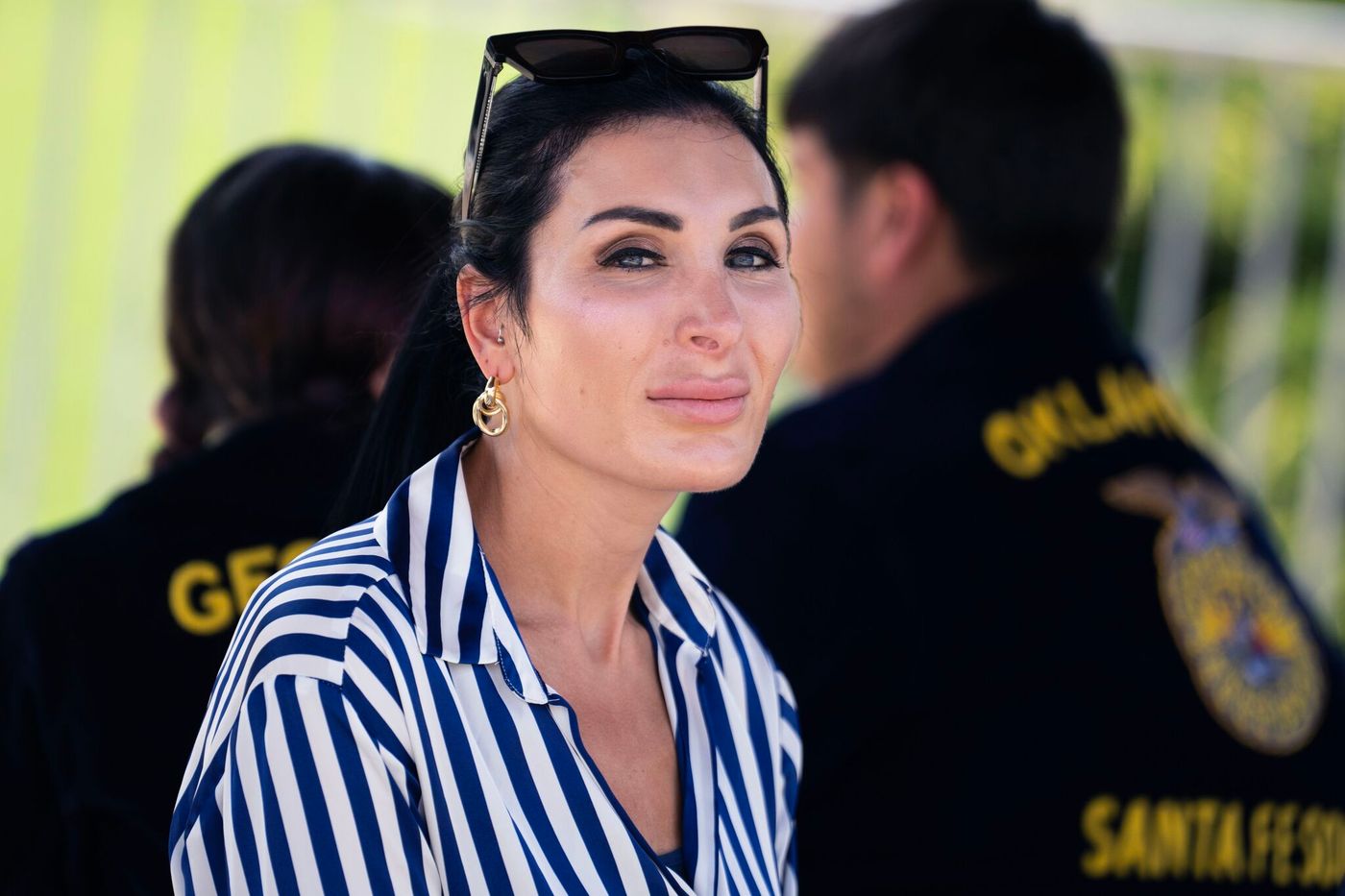 qui est Laura Loomer, cette influenceuse d’extrême-droite qui conseille Donald Trump ?