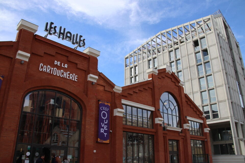 Une visite permet de découvrir le quartier de la Cartoucherie, à Toulouse.