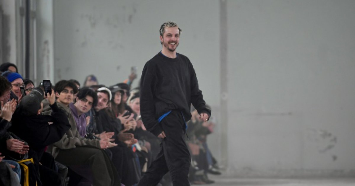 Coup d'envoi de la haute couture à Paris, Schiaparelli et Iris van Herpen rêvent d'ailleurs : Actualités