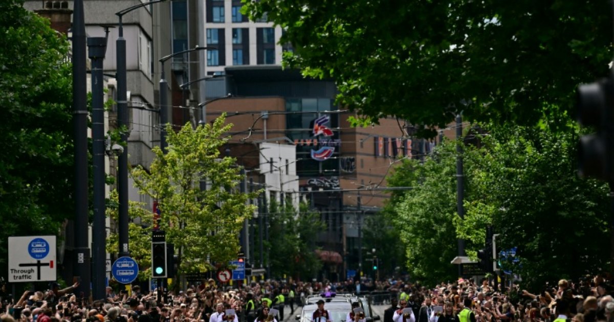 "Merci Ozzy": à Birmingham, dernier hommage des fans à Ozzy Osbourne : Actualités