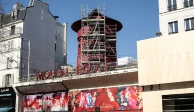 À Paris, les ailes du Moulin Rouge vont tourner de nouveau : Actualités