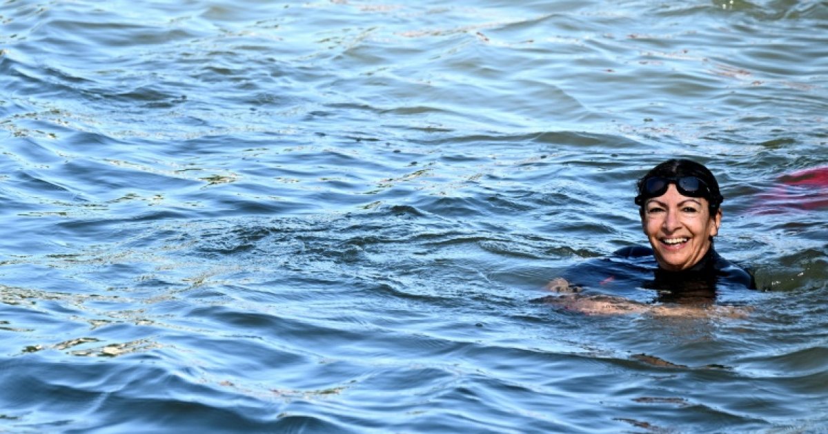 A Paris, premières baignades dans la Seine sous étroite surveillance : Actualités