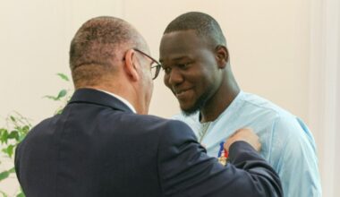 Fousseynou Cissé, qui a sauvé six personnes d'un incendie à Paris, invité au défilé du 14 juillet : Actualités