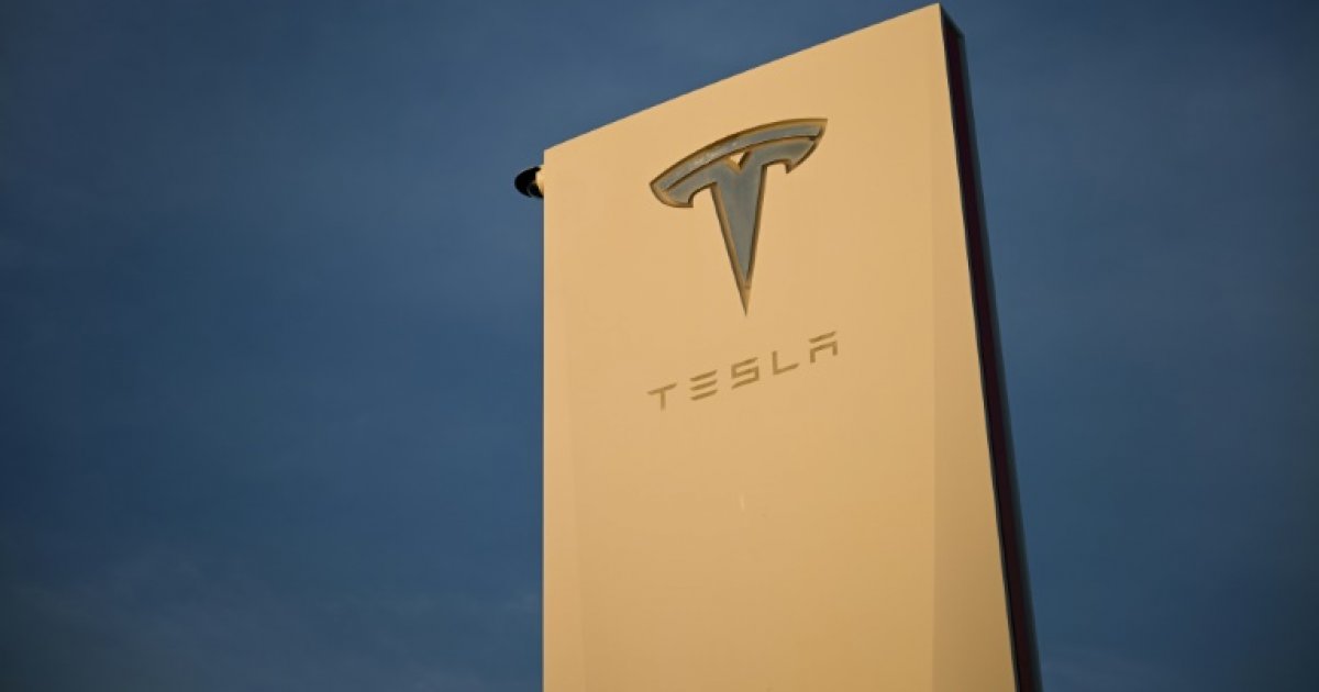 Musk prévient que Tesla, en recul au 2e trimestre, pourrait avoir un passage à vide : Actualités