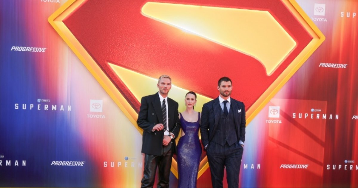 "Superman" vole au-dessus du box-office nord-américain : Actualités