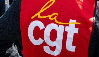 Les syndicats vent debout contre le plan d’économies de François Bayrou, la CGT appelle à la «mobilisation»