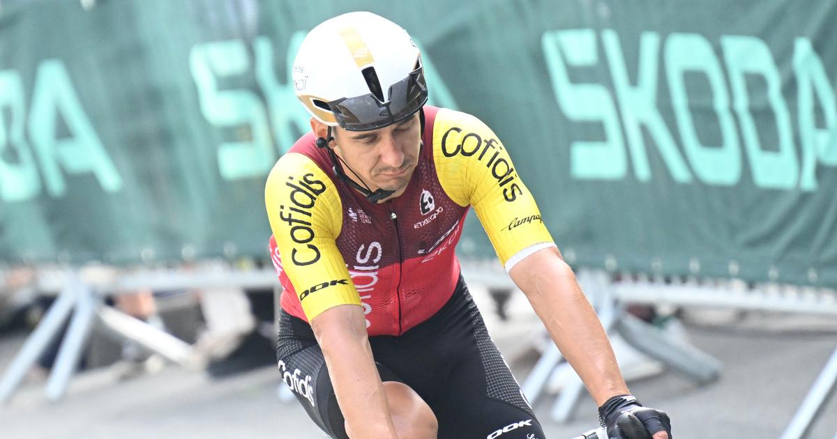 Chutes, insultes en ligne, fracture du doigt puis abandon, le Tour de France en enfer de Bryan Coquard