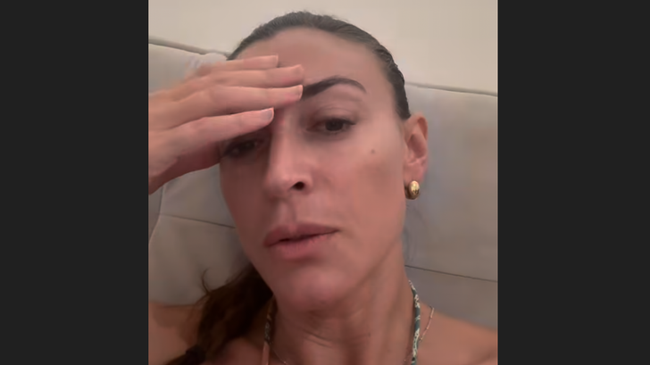 Dans plusieurs vidéos partagées sur son compte Instagram, l’ancienne miss France a raconté l’expérience traumatisante vécue en pleine rue à Avignon.