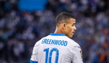 porté par un triplé de Greenwood, l'OM dicte sa loi pour son premier match de préparation