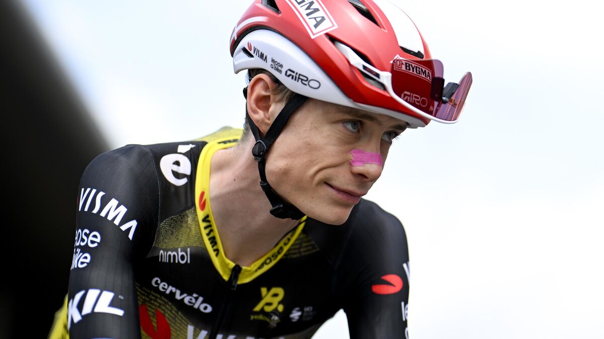 Stratégie illisible, critiques de sa femme et retard conséquent : le drôle de début de Tour de Jonas Vingegaard