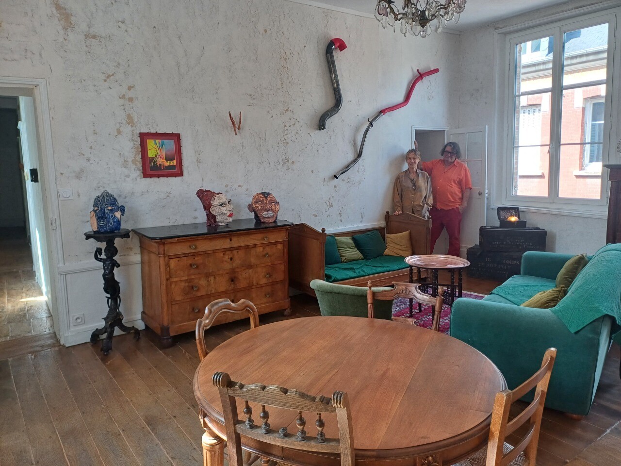 Un gîte insolite où l'on dort au milieu des œuvres d'art à Eu