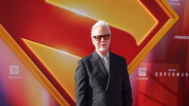 James Gunn, ici le 7 juillet 2025, regrette la manière dont Henry Cavill a appris qu’il n’était plus « Superman ».
