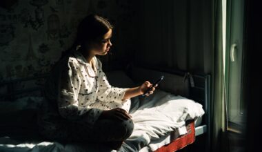 À 16 ans, elle ne reconnaît plus sa famille après avoir ignoré le premier signe de sa maladie incurable