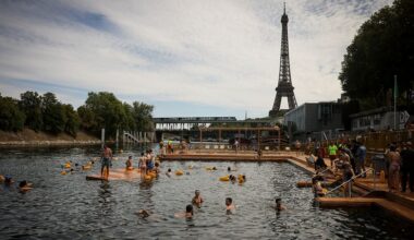 les premiers nageurs ont fait leur entrée dans l'eau