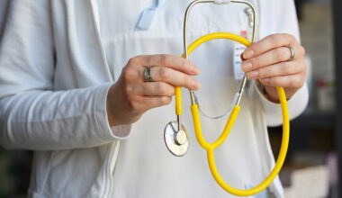 un médecin révèle comment décrocher rapidement un rendez-vous chez un cardiologue