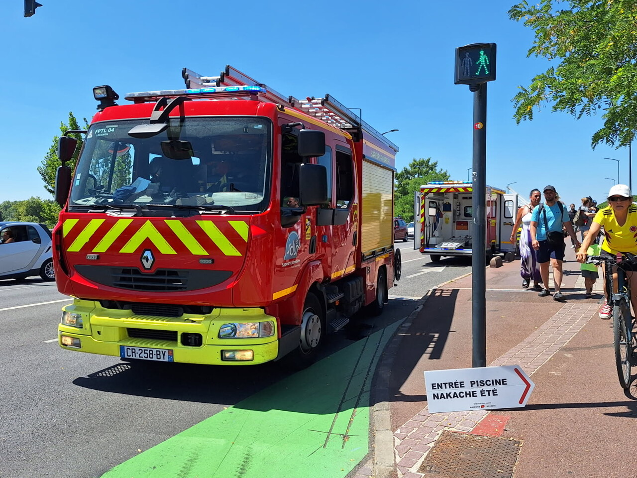 Un homme repêché dans la Garonne par les pompiers juste après le départ du Tour de France à Toulouse