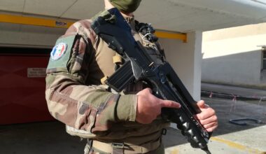 Saint-Étienne : trois militaires hors service agressés au couteau