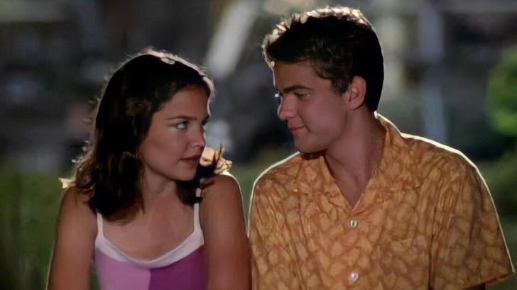 Katie Holmes et Joshua Jackson dans « Dawson »