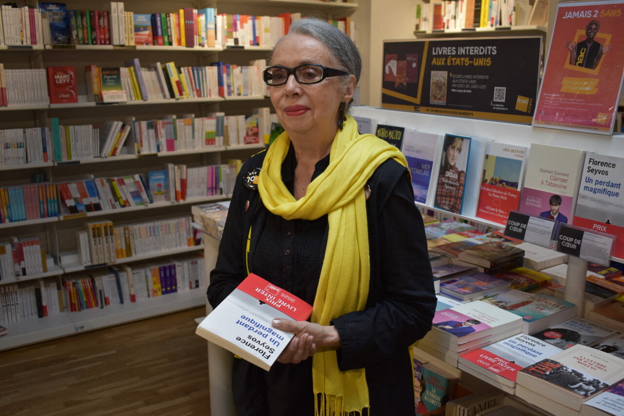 à Melun, Michèle, 81 ans, est toujours libraire et compte le rester