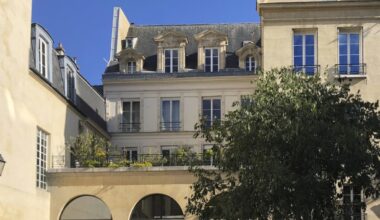 Les galeries françaises voient l'avenir en gris