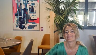 Saint-Germain-Laprade : Géraldine Hooker dévoile ses toiles au Midi 12