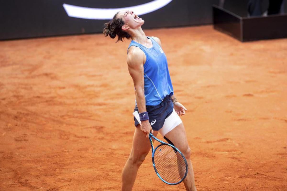 avec son premier titre WTA à Hambourg, Loïs Boisson conclut sa folle saison sur terre battue en beauté
