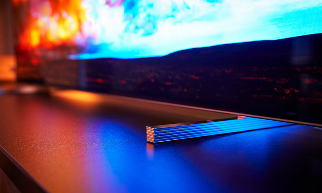 Pied de la télévision Philips OLED 804 // Source : Philips 