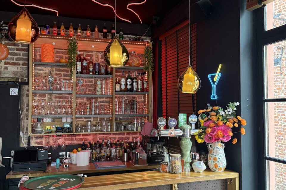 moon bar rue des bouchers vieux lille