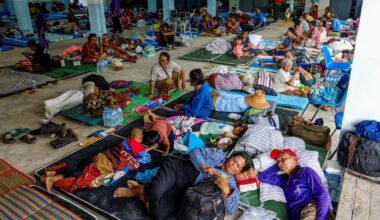 La Thaïlande affirme que plus de 100.000 civils ont fui les affrontements avec le Cambodge